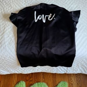 VICTORIA'S SECRET ☆ SATIN ROBE - NWT